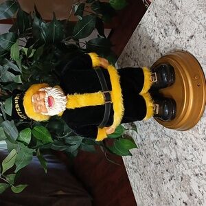 Animated Pittsburgh Talking/Mooning Santa